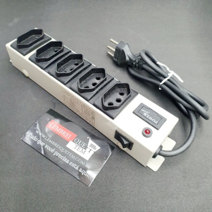 Filtro de Linha com 5 Tomadas  Bivolt